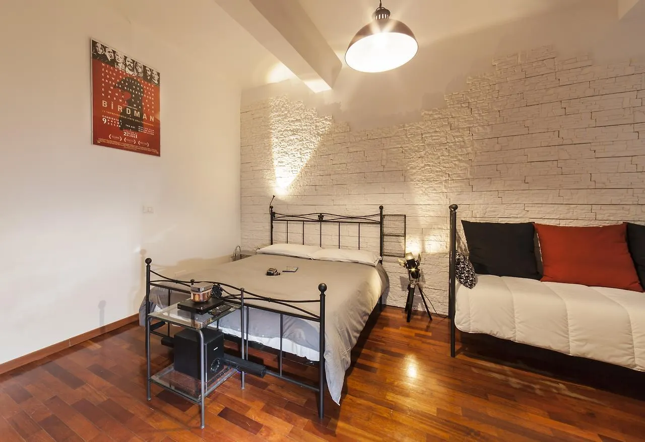 بولونيا La Cineteca Bed And Breakfast إيطاليا